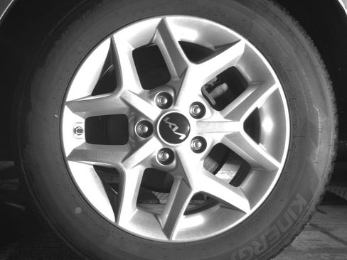 Used 2025 Kia Soul LX w/ LX Technology Package FWD image 14