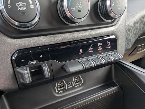 Used 2023 RAM 1500 Lone Star image 27