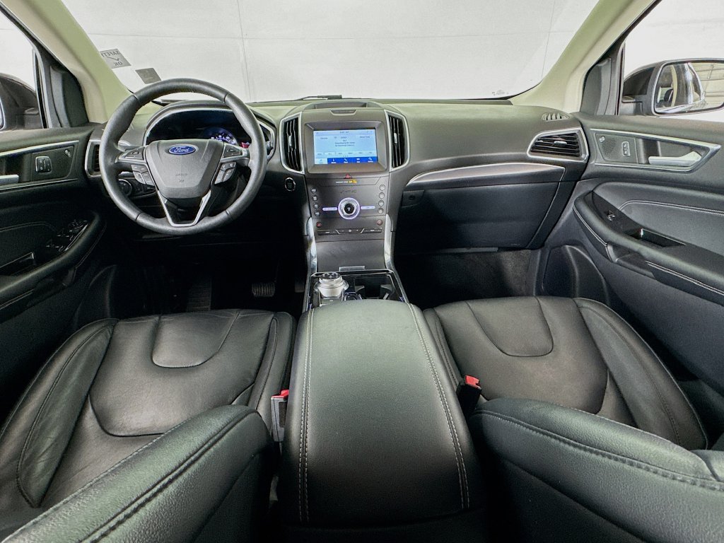 Used 2020 Ford Edge Titanium w/ Cargo Accessory Package FWD image 25