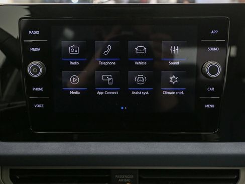 New 2026 Volkswagen Jetta SE image 17