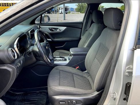 Used 2020 Chevrolet Blazer LT FWD image 23