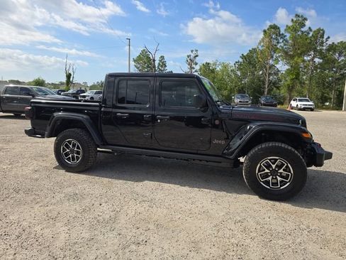New 2026 Jeep Gladiator Rubicon AWD/4WD image 2
