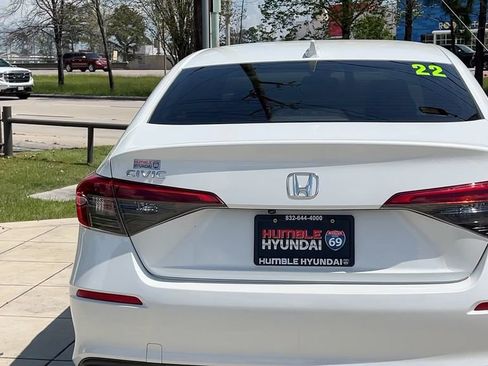 Used 2022 Honda Civic EX image 18