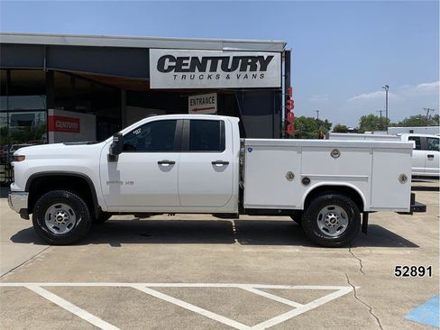 Used 2024 Chevrolet Silverado 2500 W/T w/ WT Convenience Package AWD/4WD image 4