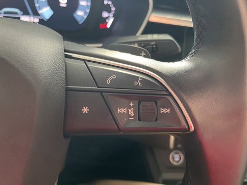 Used 2022 Audi Q3 2.0T Premium Plus image 22