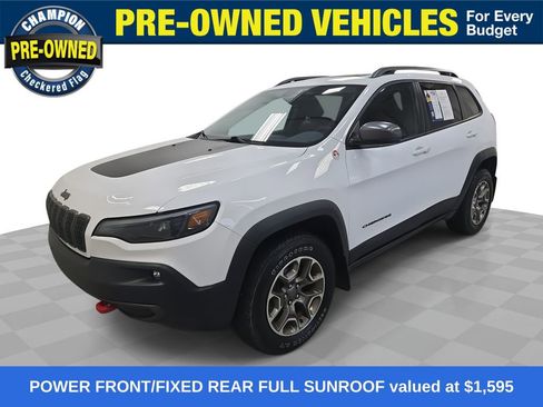 Used 2020 Jeep Cherokee Trailhawk w/ Comfort/Convenience Group AWD/4WD image 1