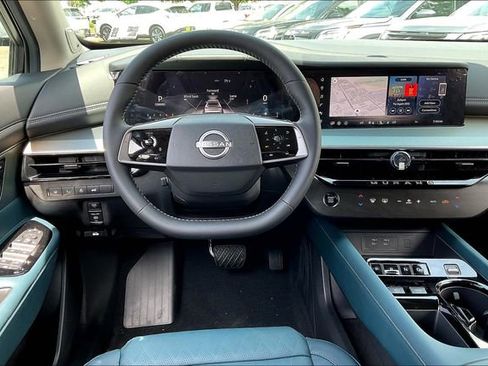 Used 2025 Nissan Murano Platinum w/ Cargo Package image 15