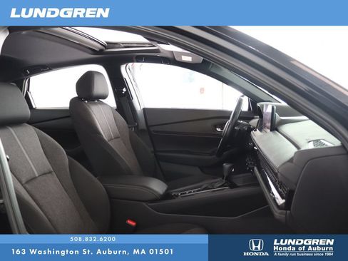 Used 2024 Honda Accord Sport image 16