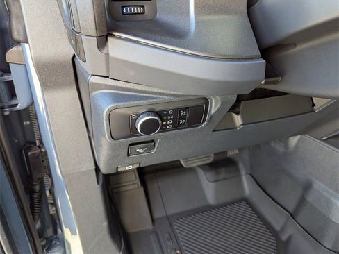 New 2025 Ford Bronco Badlands image 20