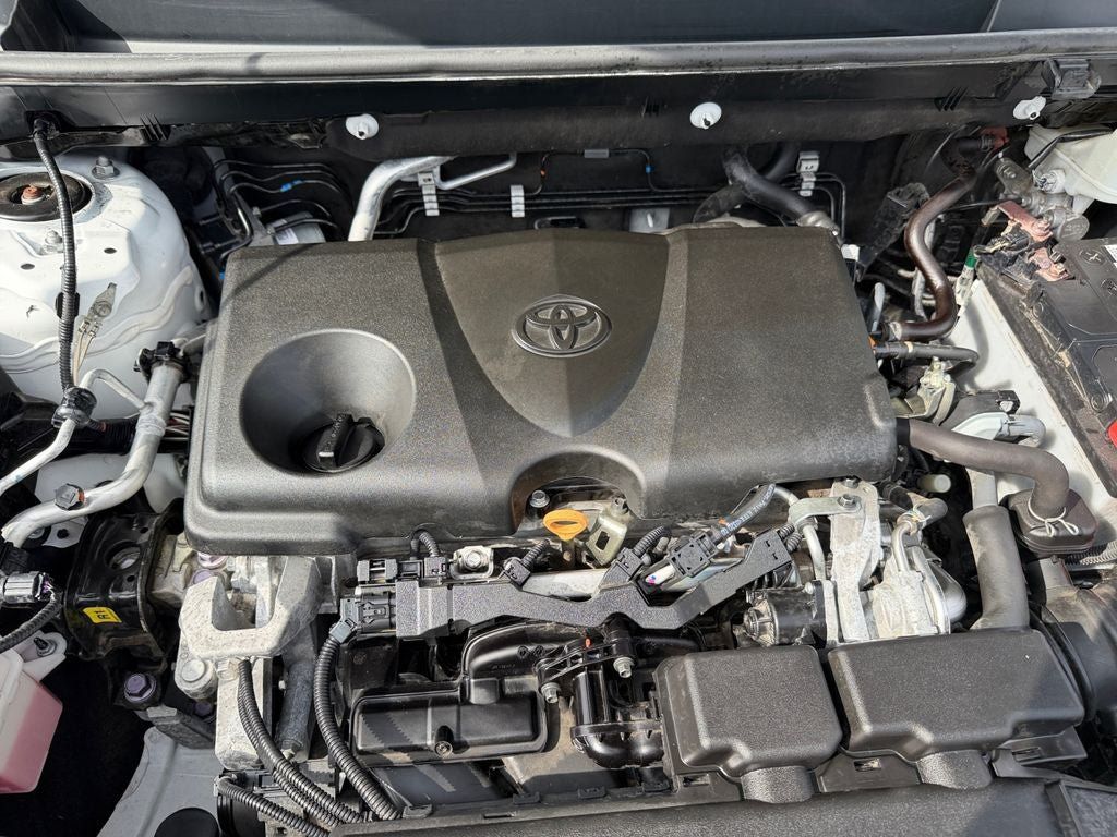 Used 2020 Toyota RAV4 XLE w/ Convenience Package AWD/4WD image 30