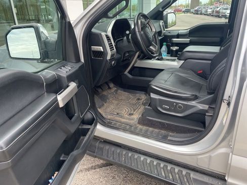Used 2015 Ford F150 Lariat w/ Equipment Group 501A Mid AWD/4WD image 3