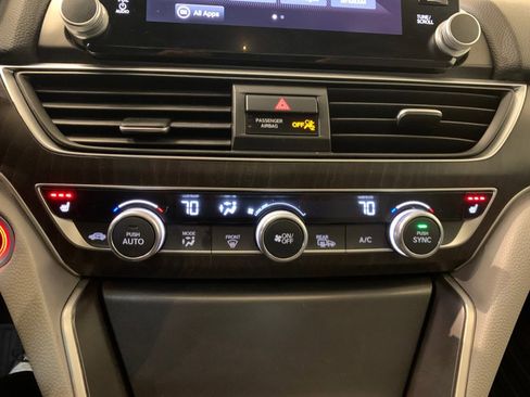 Used 2018 Honda Accord EX-L image 35