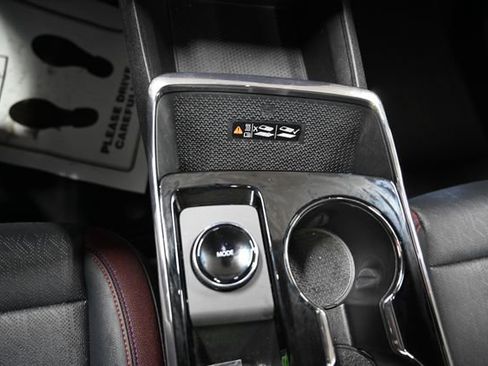 Used 2025 Chevrolet Equinox RS w/ Convenience Package III image 19