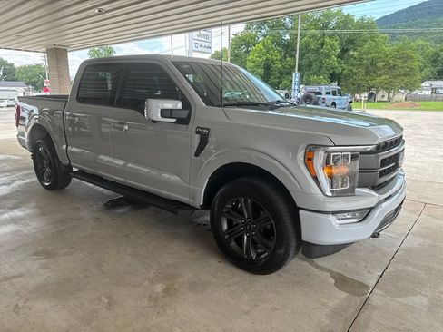Used 2023 Ford F150 Lariat AWD/4WD image 3