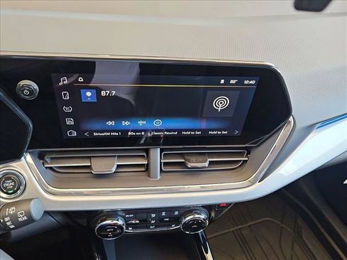 New 2026 Chevrolet Trax LT w/ Driver Confidence Package FWD image 12