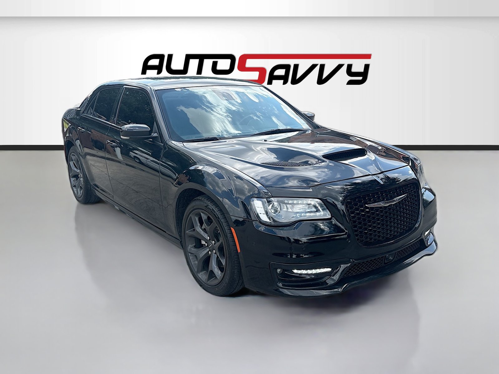 Used 2023 Chrysler 300 S w/ Comfort Group RWD image 1