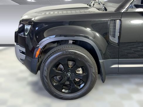 Used 2023 Land Rover Defender 110 S image 11