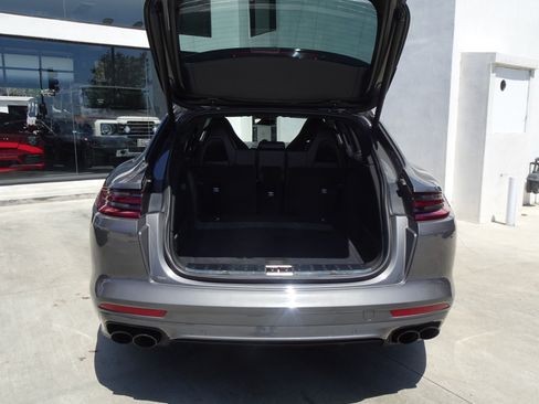 Used 2018 Porsche Panamera Turbo Sport Turismo AWD/4WD image 6