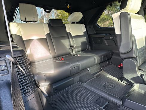 Used 2025 Toyota Sequoia Capstone image 27