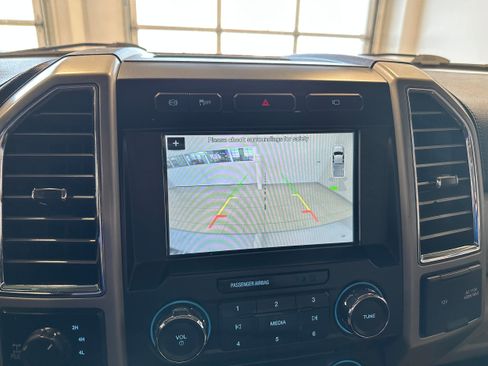 Used 2017 Ford F250 Lariat w/ Chrome Package image 21