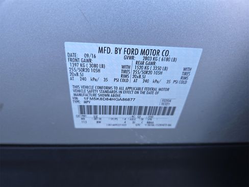 Used 2017 Ford Explorer XLT w/ Equipment Group 202A image 38