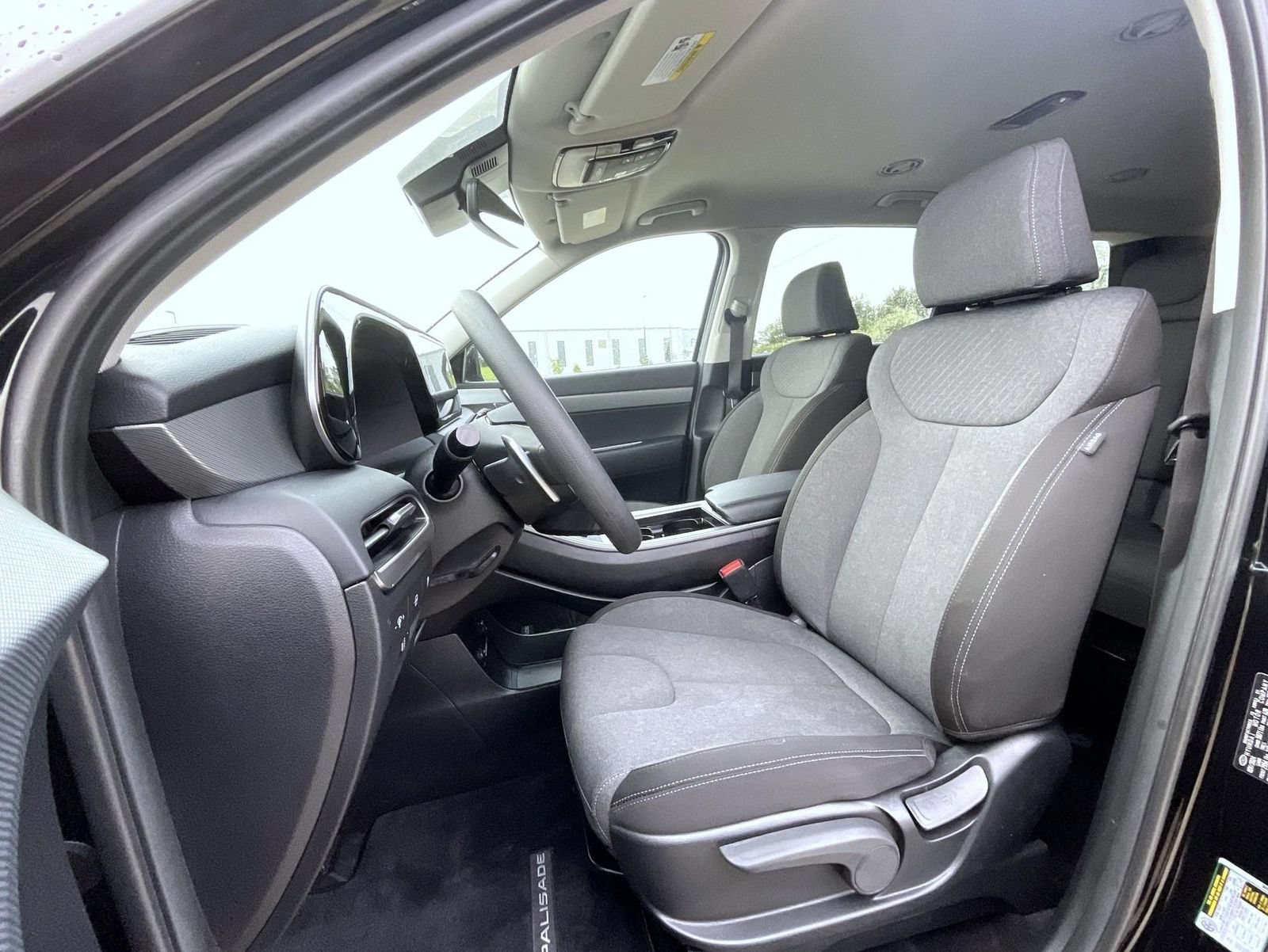 Used 2025 Hyundai Palisade SE AWD/4WD image 11