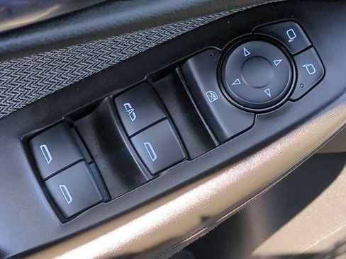 Used 2025 Chevrolet TrailBlazer LT AWD/4WD image 25