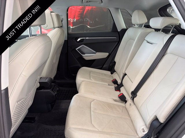 Used 2024 Audi Q3 2.0T Premium w/ Convenience Package AWD/4WD image 11
