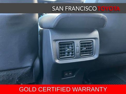 Certified 2023 Toyota Venza Nightshade image 17