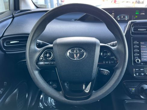 Certified 2021 Toyota Prius LE image 23