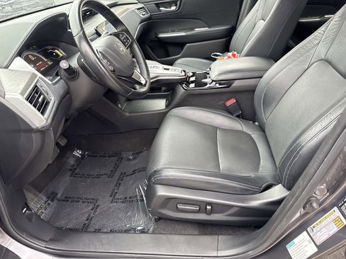 Used 2018 Honda Clarity Touring image 13