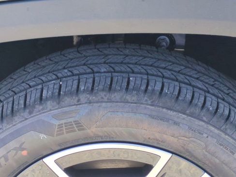 New 2026 Jeep Cherokee Laredo AWD/4WD image 11
