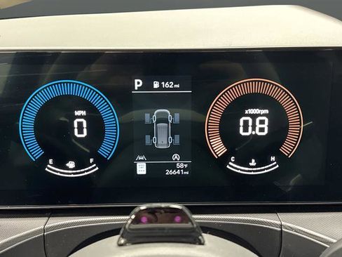 Used 2024 Hyundai Santa Fe SEL image 17