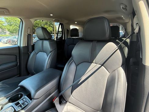 Used 2023 Honda Pilot EX-L image 22