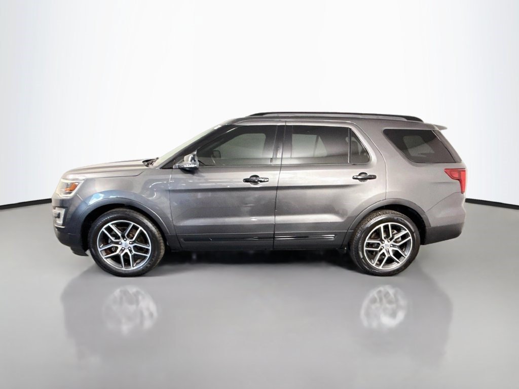 Used 2016 Ford Explorer Sport w/ Equipment Group 401A AWD/4WD image 6