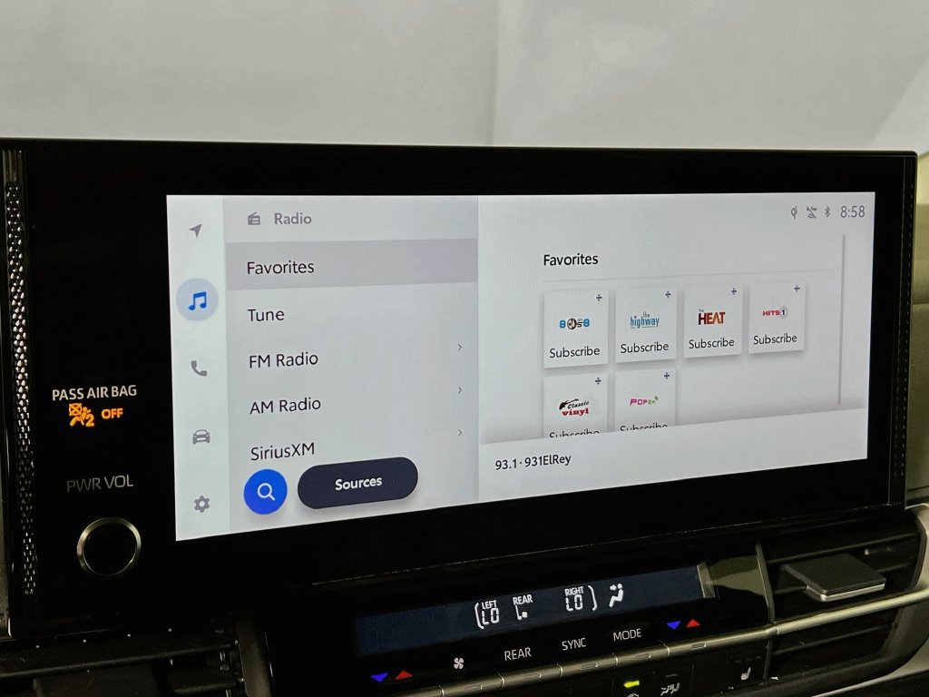 Certified 2026 Toyota Sienna XLE FWD image 13
