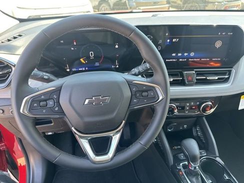 New 2026 Chevrolet TrailBlazer LT w/ Convenience Package AWD/4WD image 15