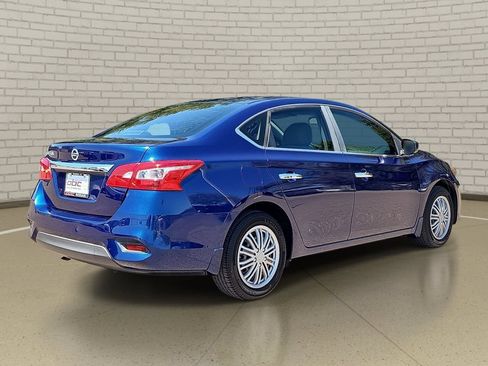 Used 2016 Nissan Sentra S FWD image 5