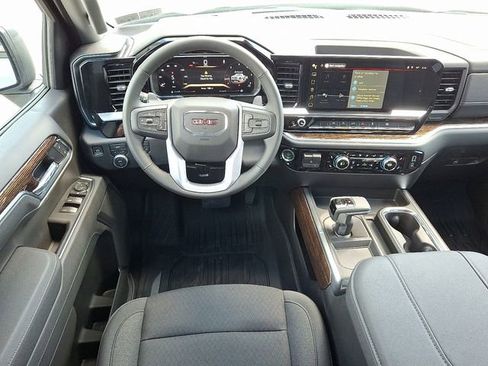 New 2026 GMC Sierra 1500 Elevation AWD/4WD image 12