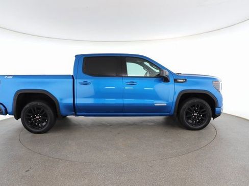 Used 2022 GMC Sierra 1500 Elevation w/ Preferred Package image 22