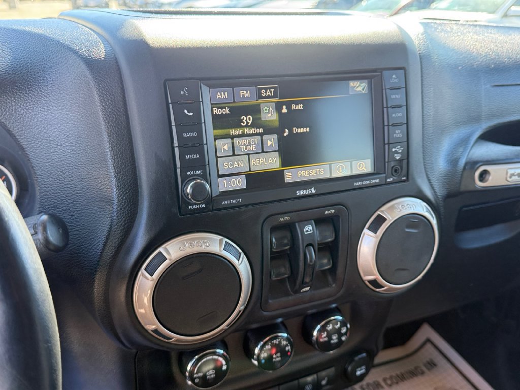 Used 2016 Jeep Wrangler Unlimited Sahara AWD/4WD image 24