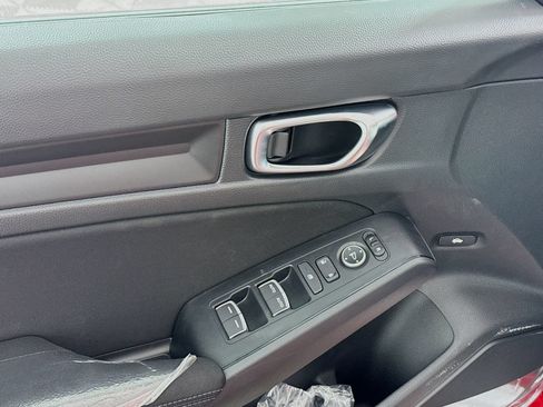 Used 2023 Honda Civic LX image 18