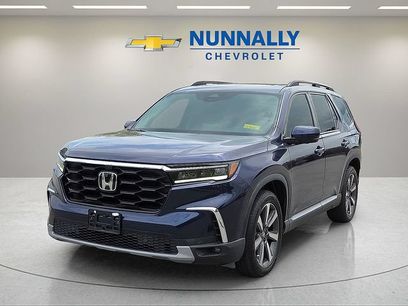 Used 2025 Honda Pilot Elite