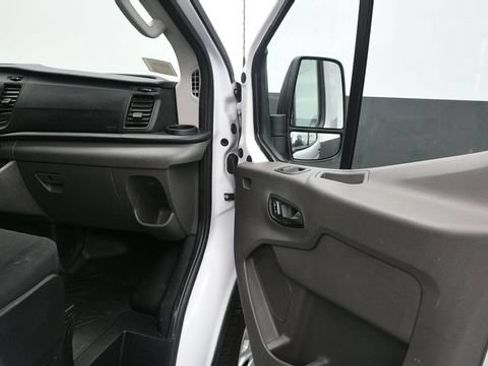 Used 2025 Ford Transit 250 Low Roof w/ Exterior Upgrade Package RWD image 16