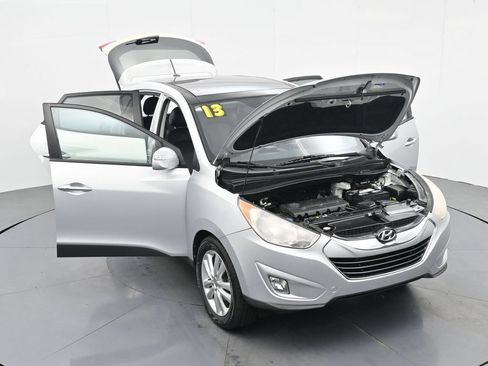 Used 2013 Hyundai Tucson Limited w/ Premium Pkg FWD image 39