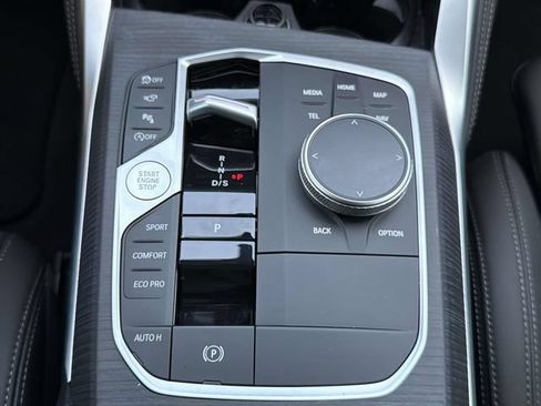 Used 2025 BMW M440i RWD image 30
