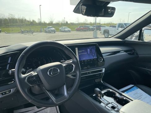 Used 2024 Lexus RX 350 FWD w/ Technology Package image 17