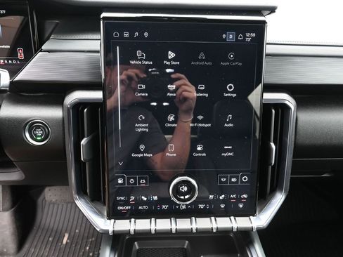 Used 2024 GMC Acadia AT4 w/ Luxury Package image 20