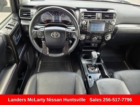 Used 2019 Toyota 4Runner TRD Off-Road Premium AWD/4WD image 15