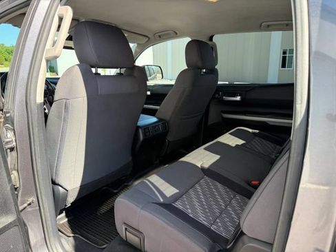 Used 2021 Toyota Tundra SR5 w/ SR5 Upgrade Package AWD/4WD image 17